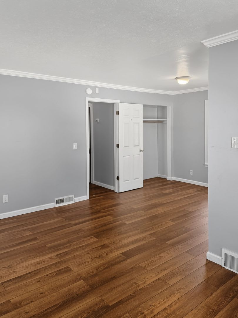 1127 Lafayette Ave – photo 3