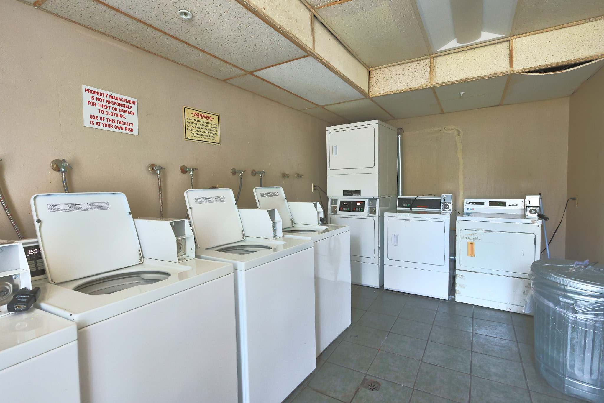 171 S Virgil Ave – photo 3