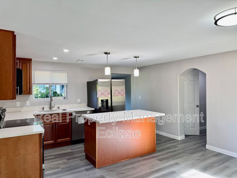 21901 54th Ave W – photo 2