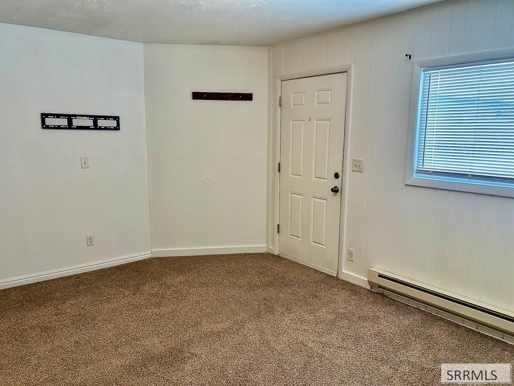 577 W 1st S – photo 3