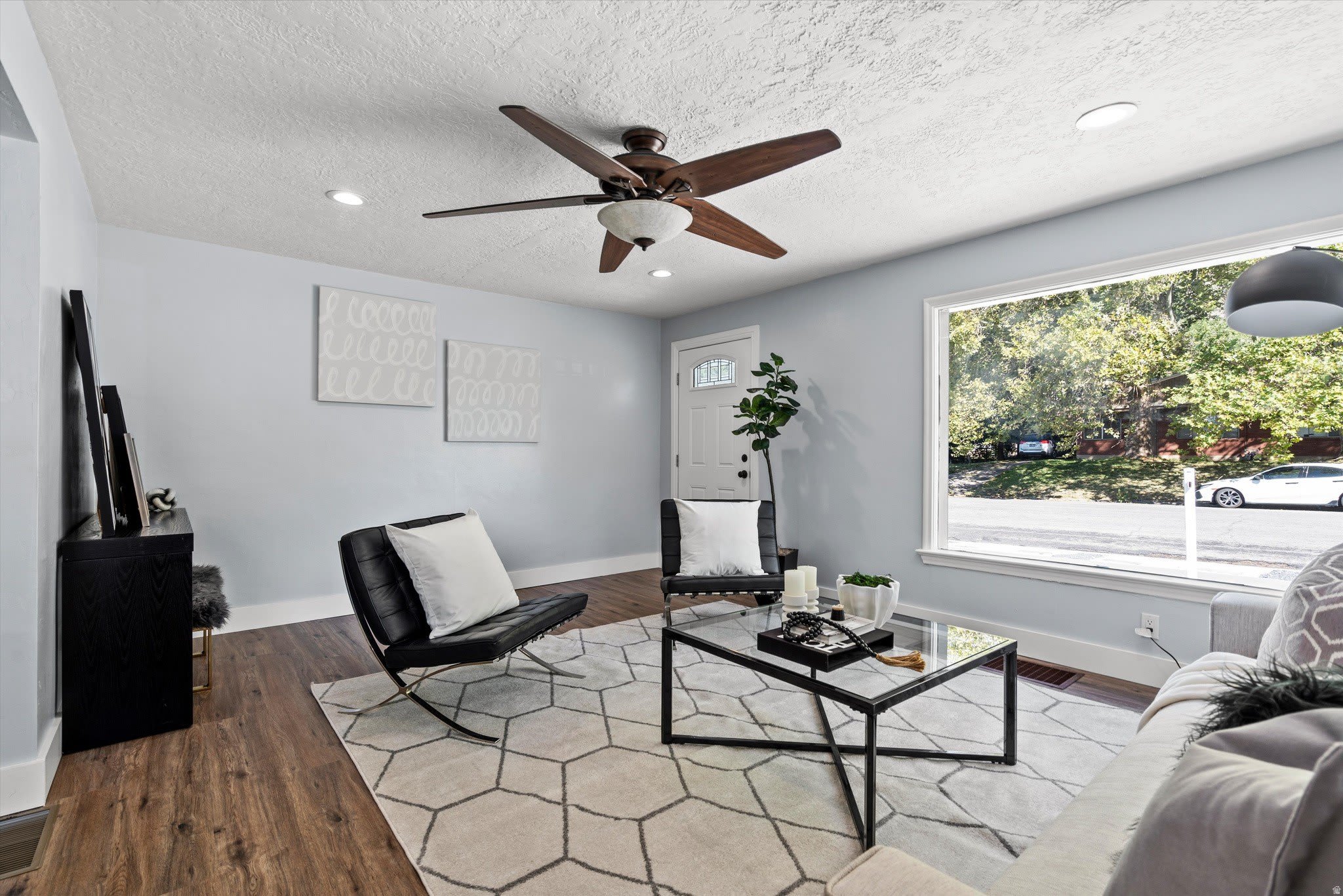 3323 JACKSON Ave – photo 5