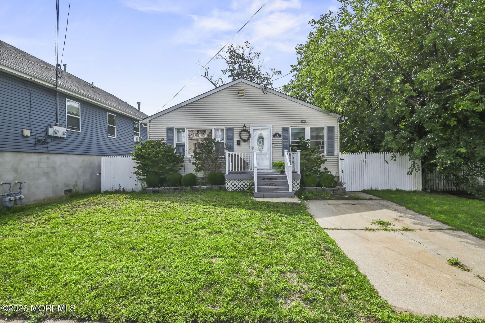 12 Bayview Avenue – photo 3