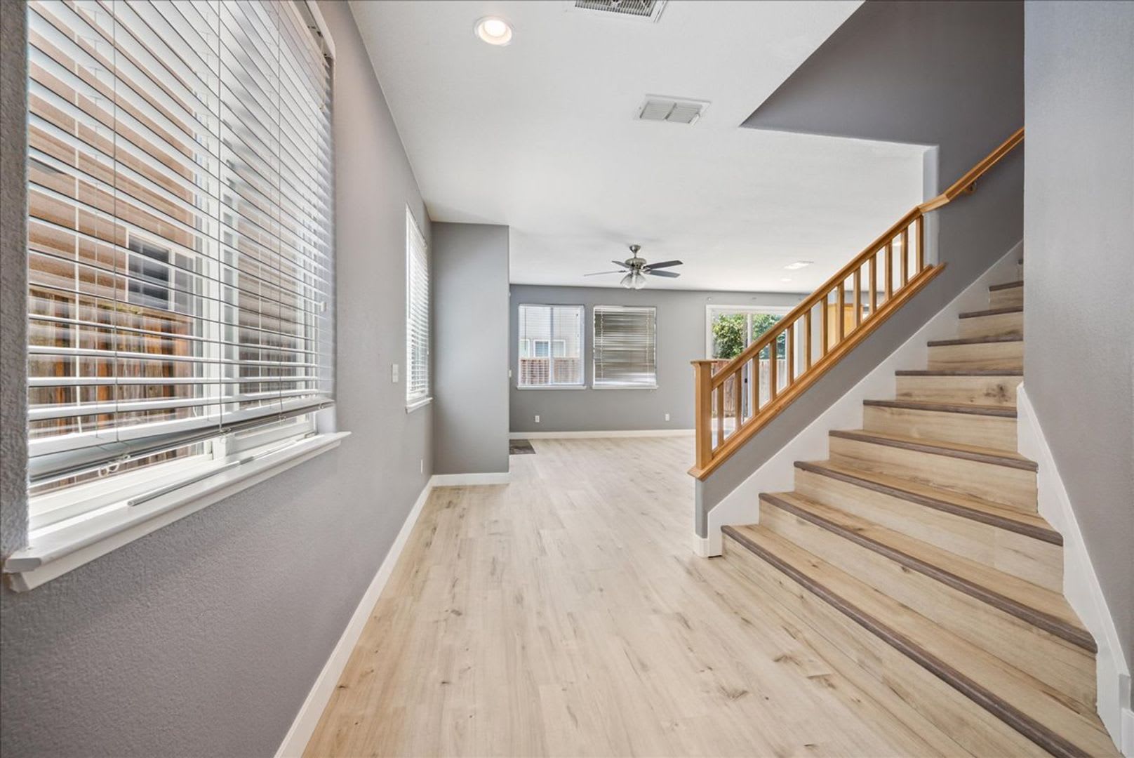 5456 Shennecock Way – photo 4