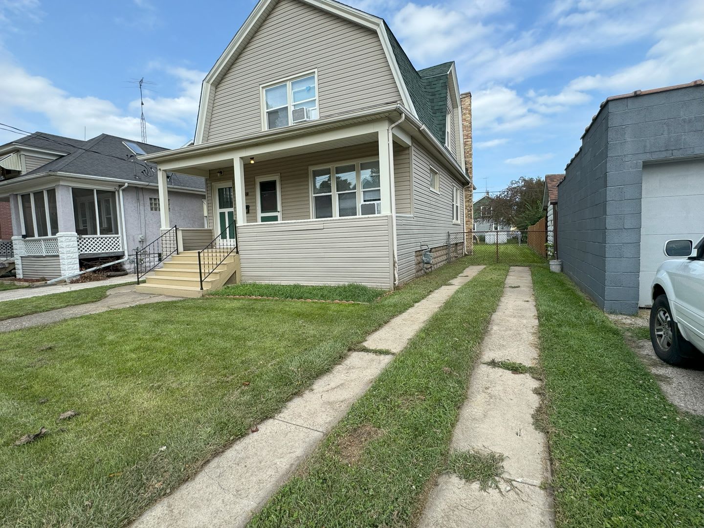 5 bedroom home near Lincoln Park and Uptown – photo 2