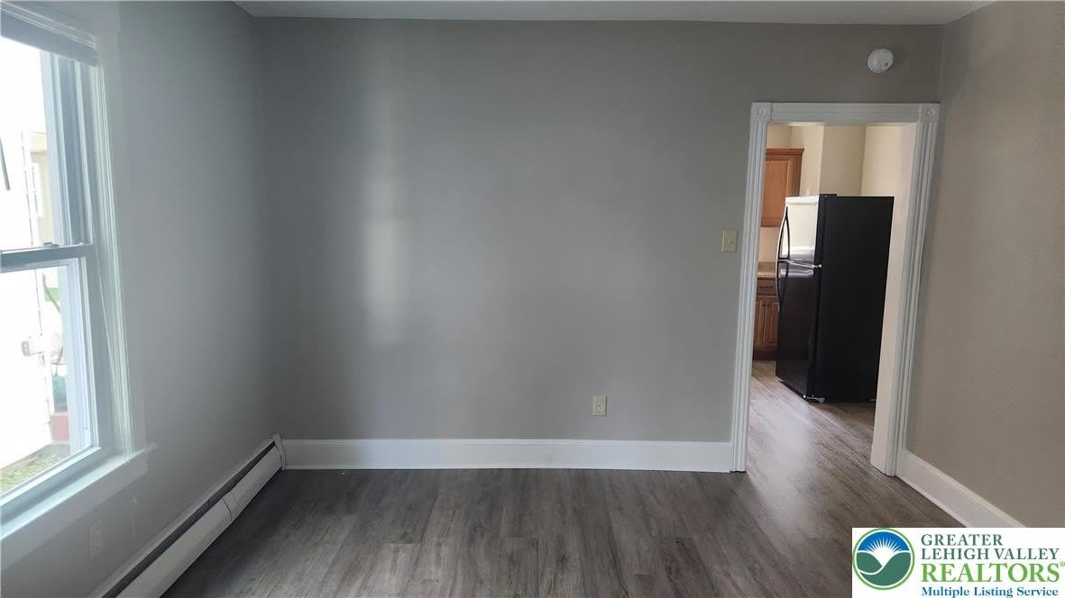 28 E Walnut Street – photo 4