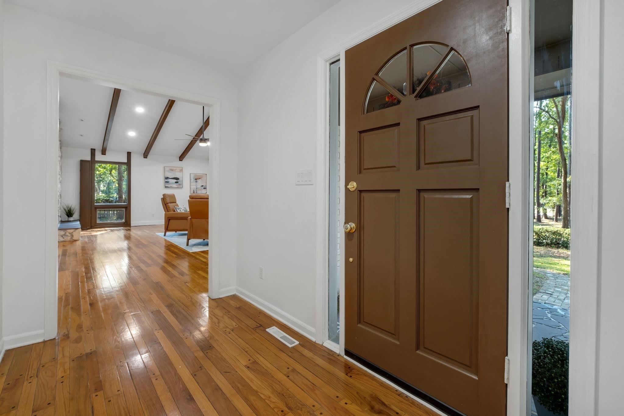 7916 Skipper Lane – photo 2