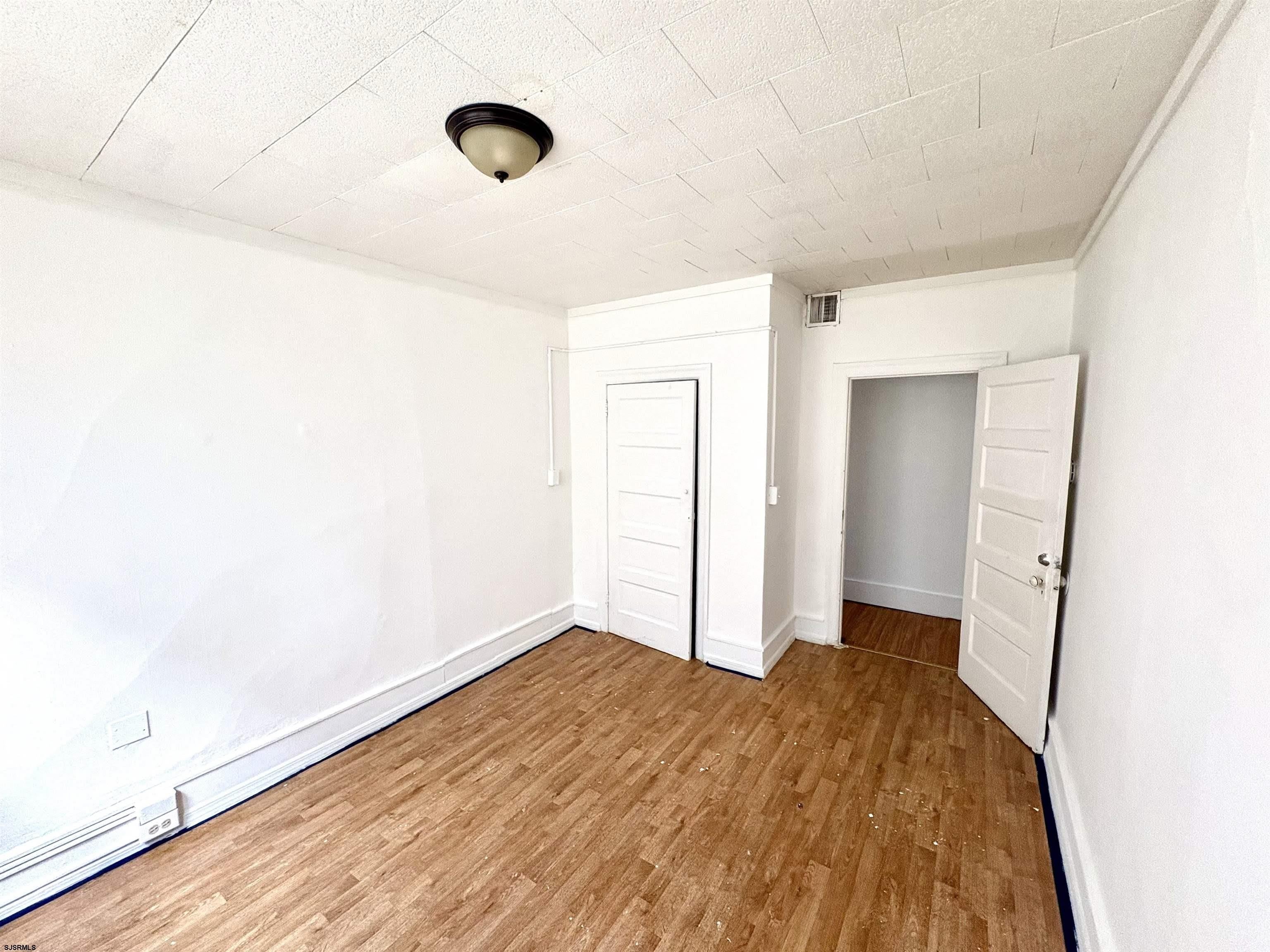 117 N Georgia Ave – photo 5