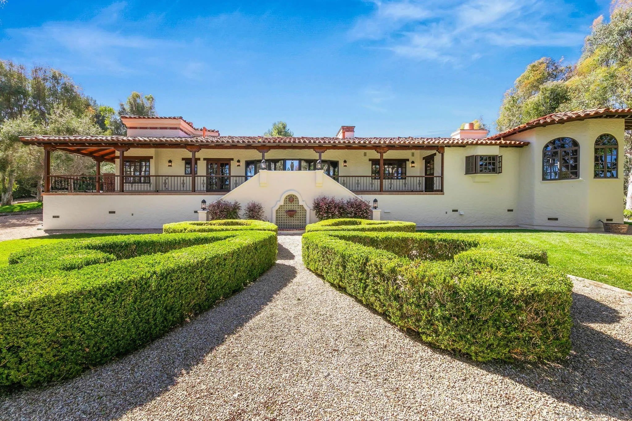 5443 Calzada Del Bosque – photo 1