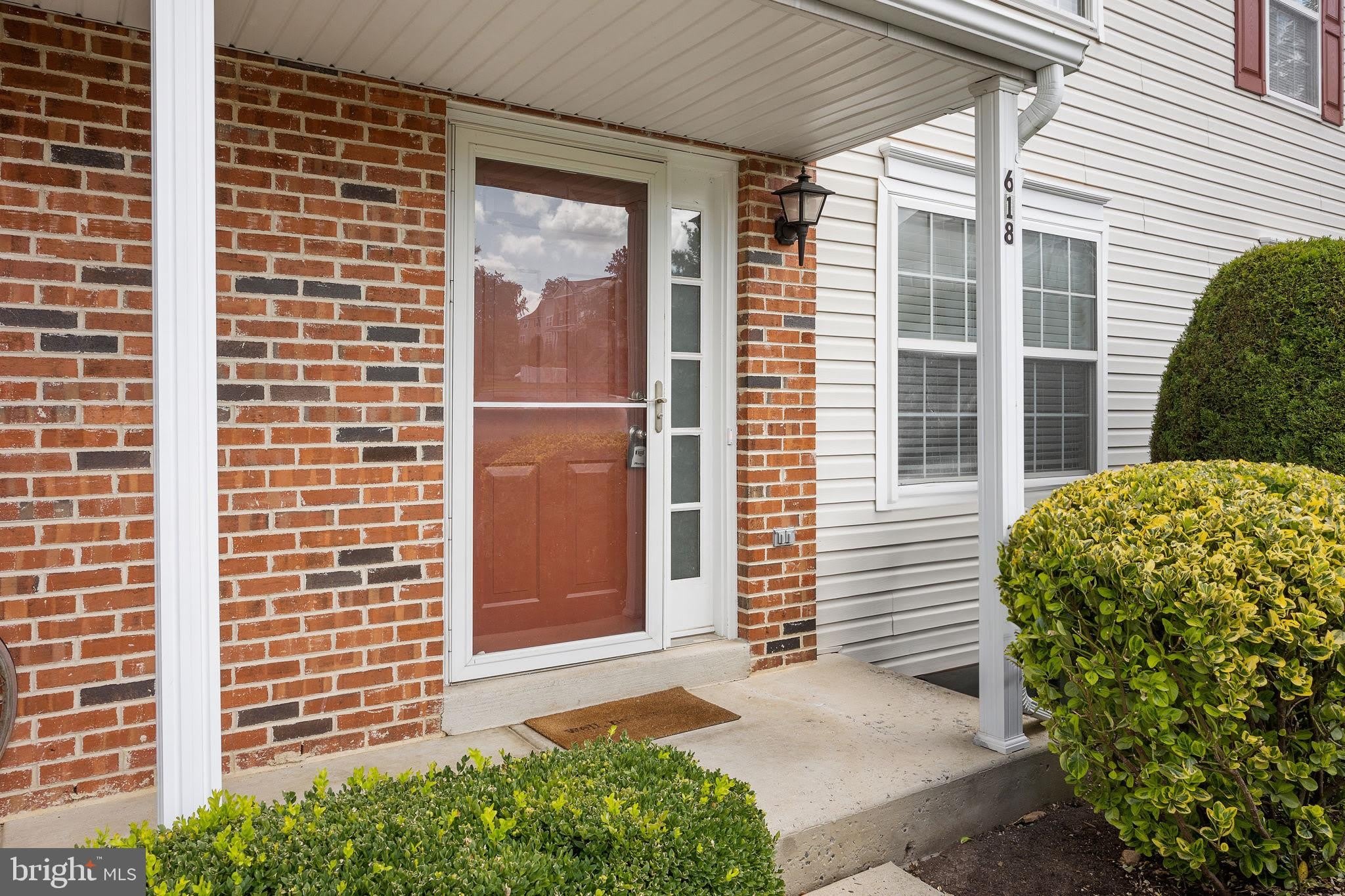 618 SONGBIRD Court – photo 3