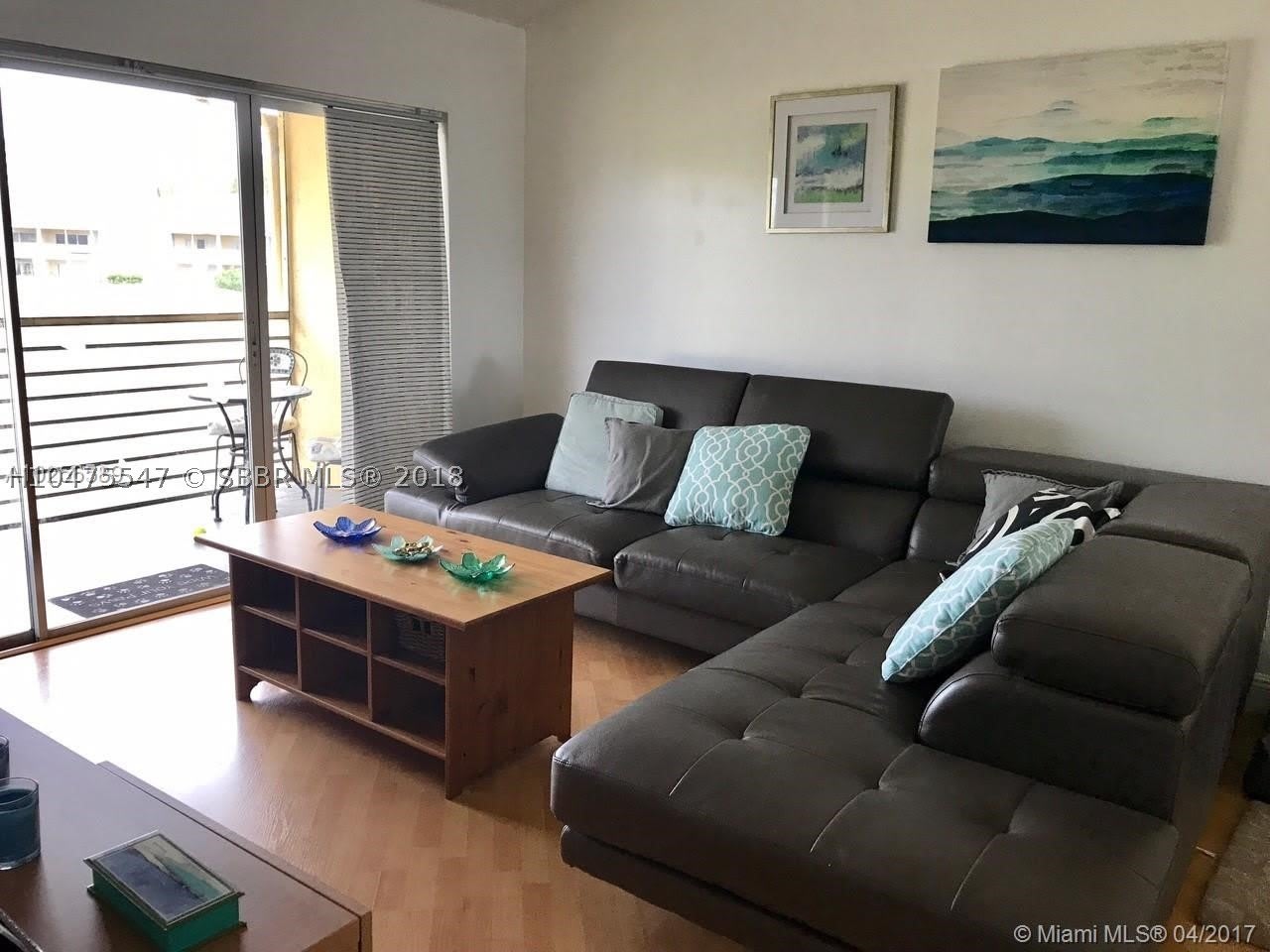 2821 N Course Dr – photo 1