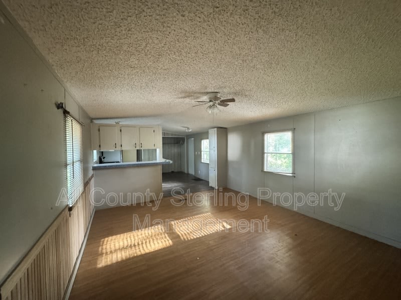 131 SW Socket Glen – photo 2