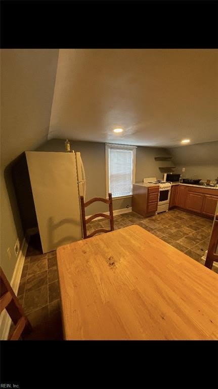 3541 Chesapeake Boulevard – photo 5