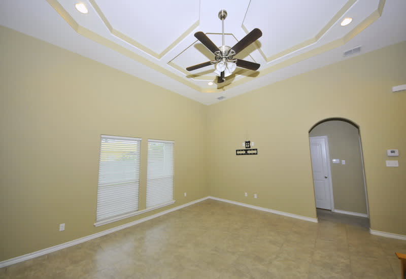 15609 Escapade St – photo 5