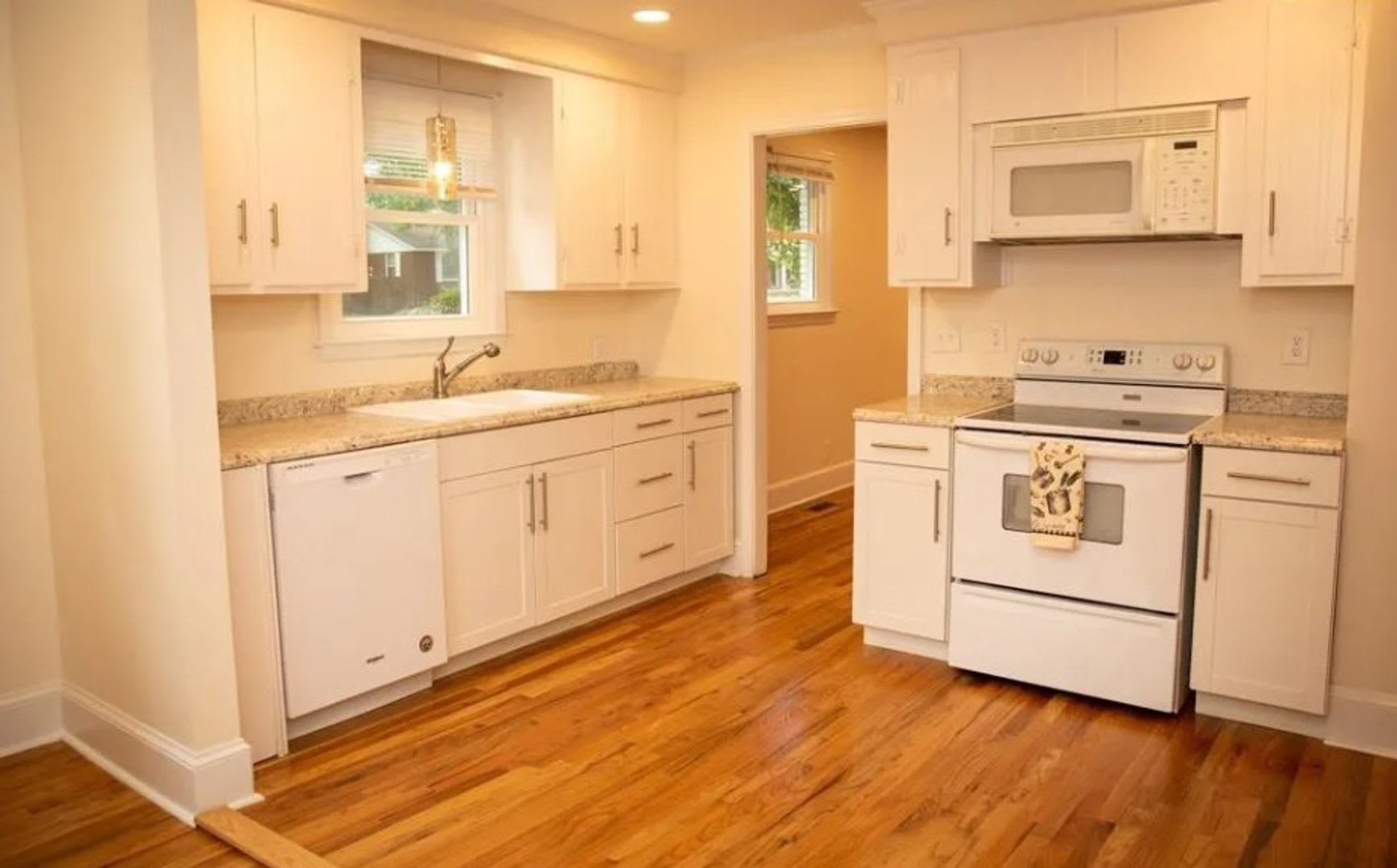 FOR RENT 1420 S Kilbourne Rd – photo 5