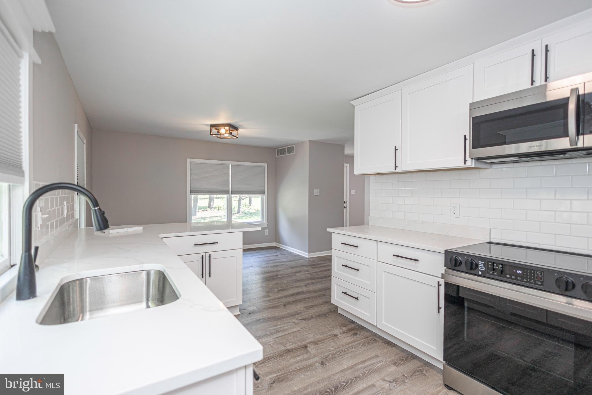 125 RICHARDSON Road – photo 1