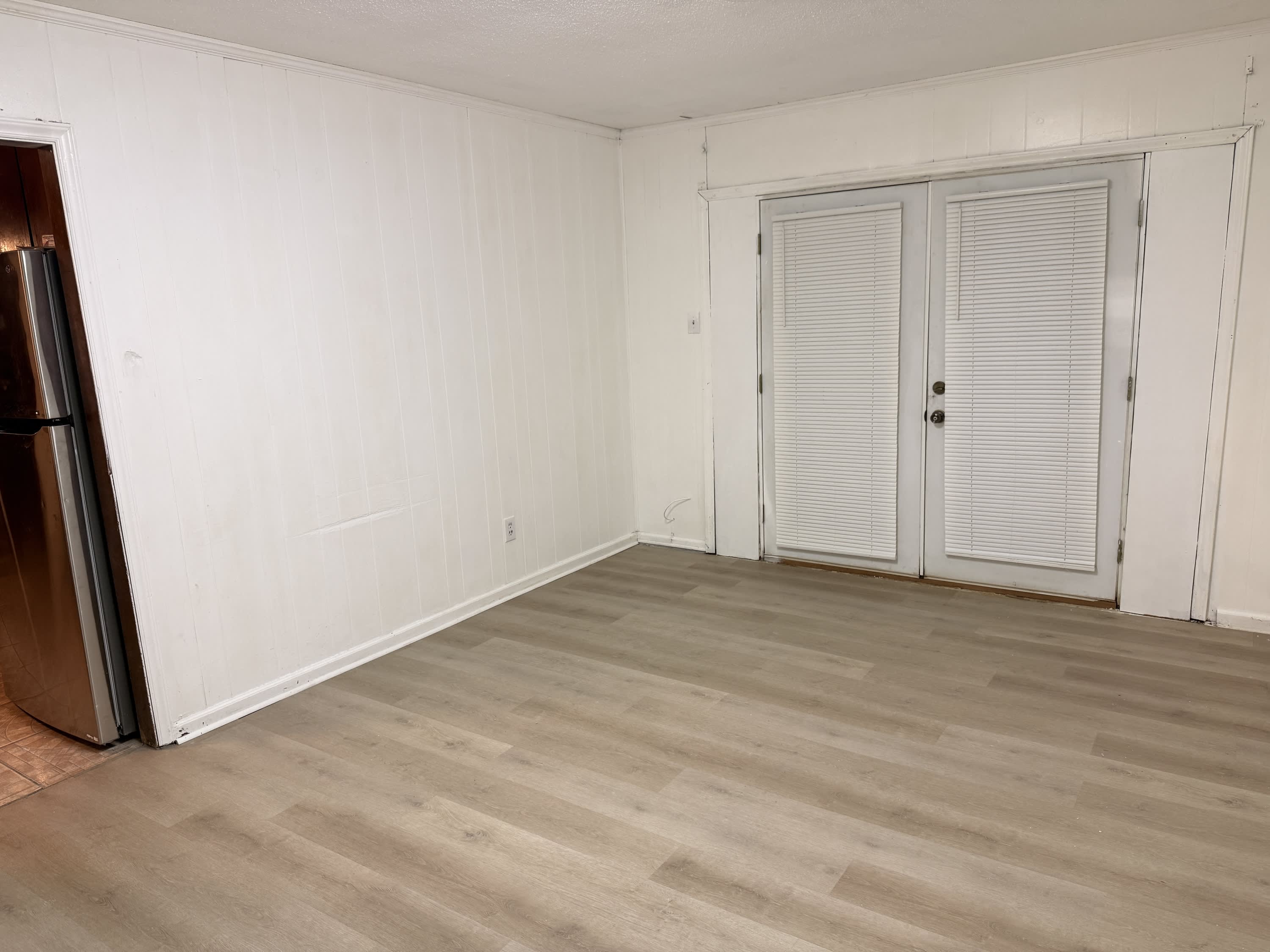 3633 Woodley Road – photo 3
