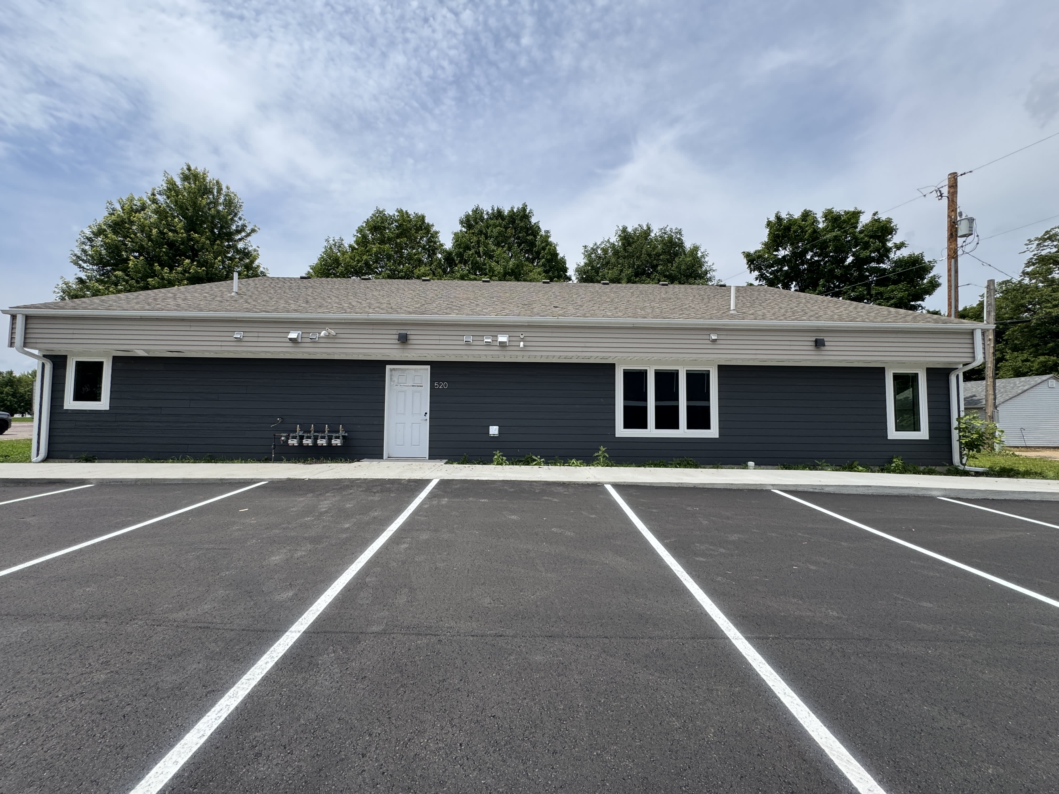 520 6th St – photo 2