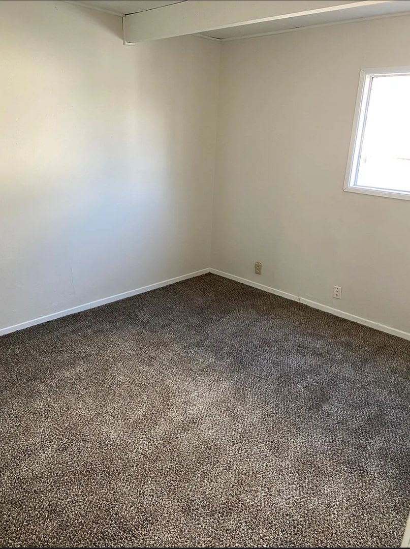 3 bed 1.5 bath – photo 3