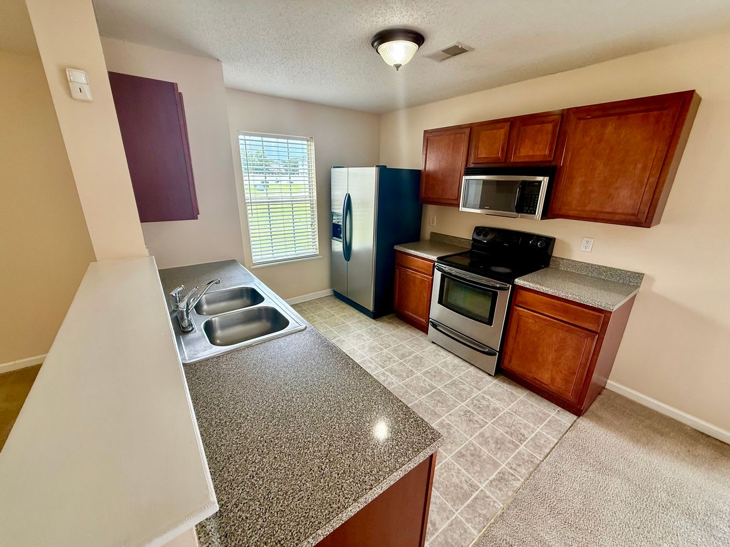 Coming Soon In Hunter S Crossing – photo 3
