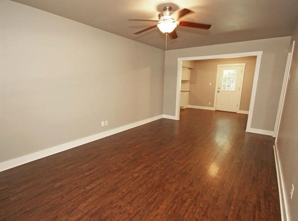 1205 W Brooks Street – photo 3