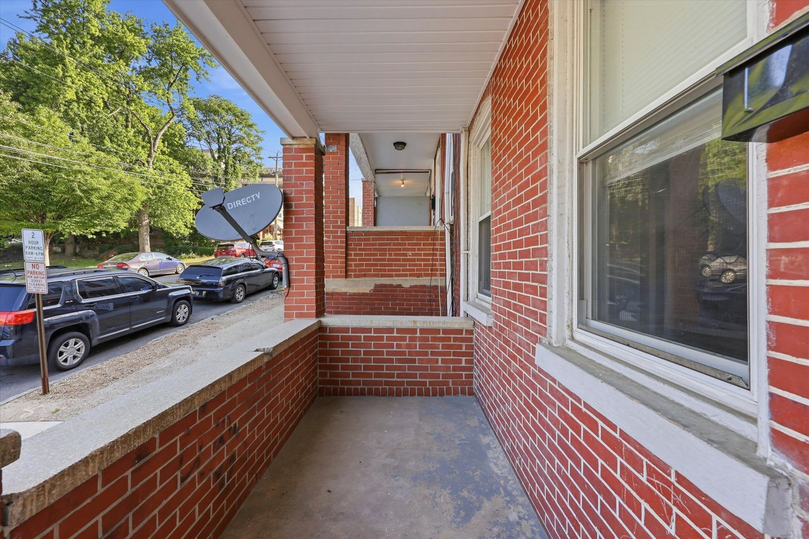 502 N Clayton St – photo 2
