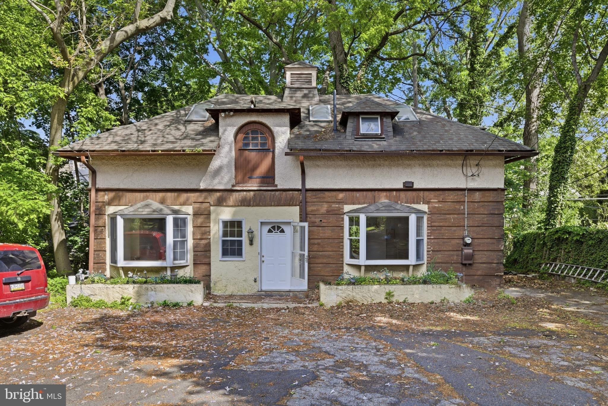 5939 DREXEL Road – photo 2