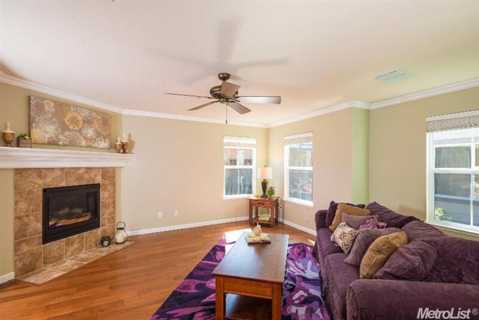 Beautiful Two Story Home – photo 4