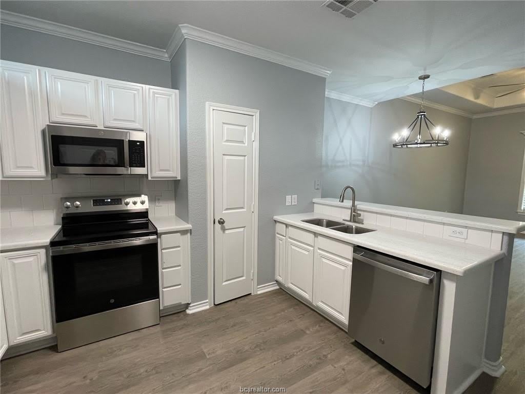 3838 Oldenburg Lane – photo 5