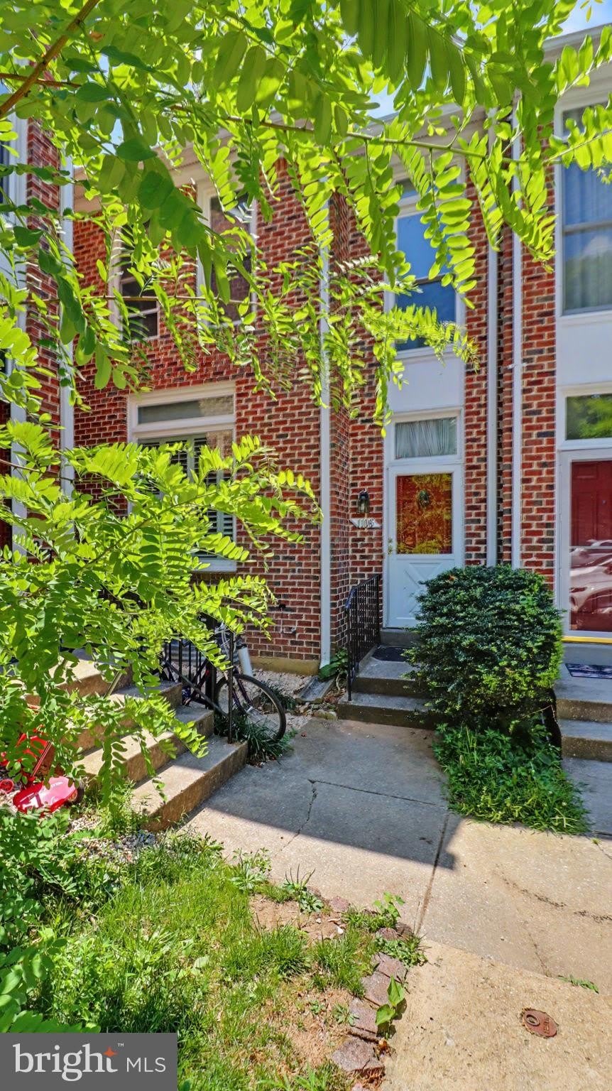 1106 ARCOLA Avenue – photo 3