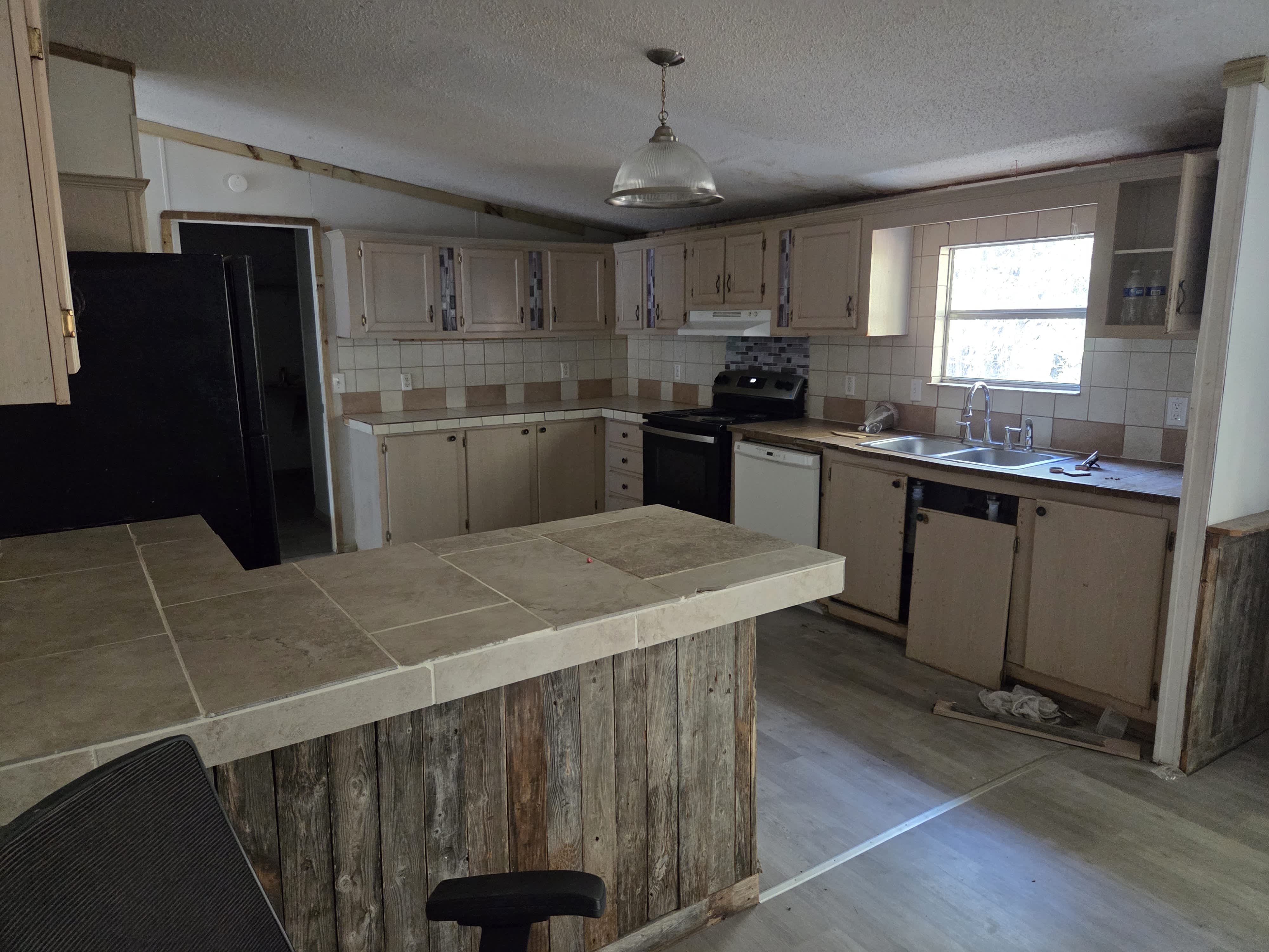 469 West Clark Street – photo 5
