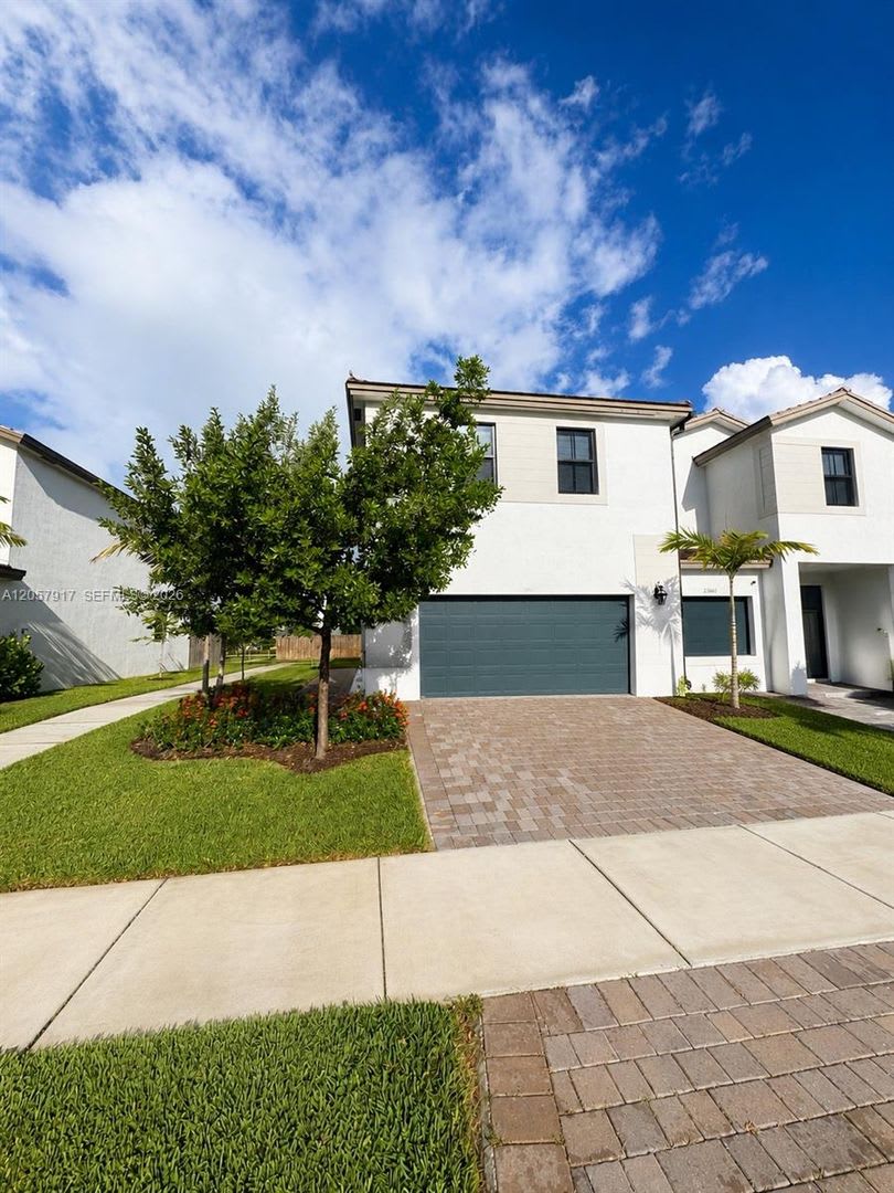 23068 SW 129th Place 23068, Miami, FL 33170 – photo 5