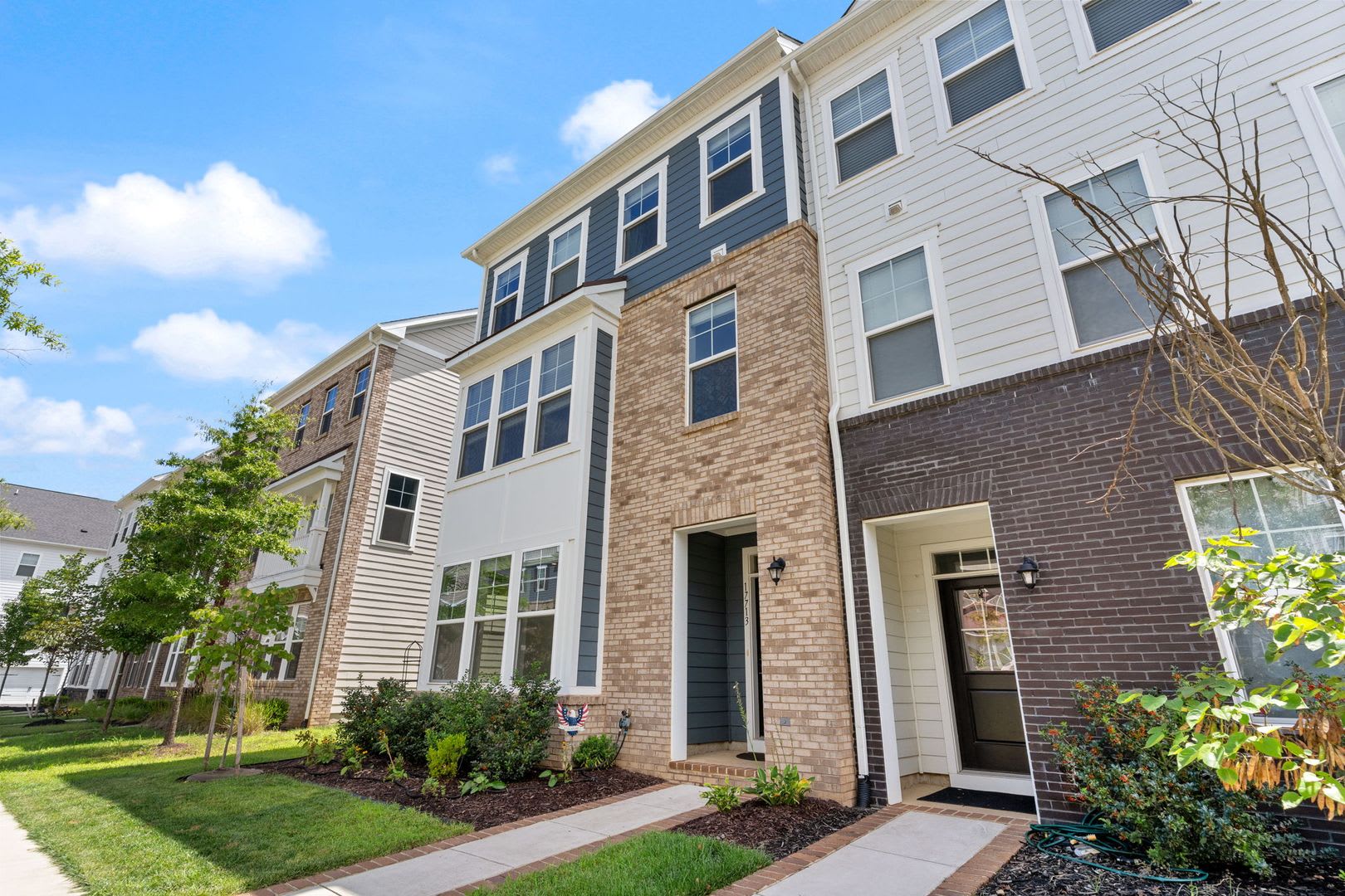 Modern Potomac Shores Home with Resort-Style Amenities – photo 3