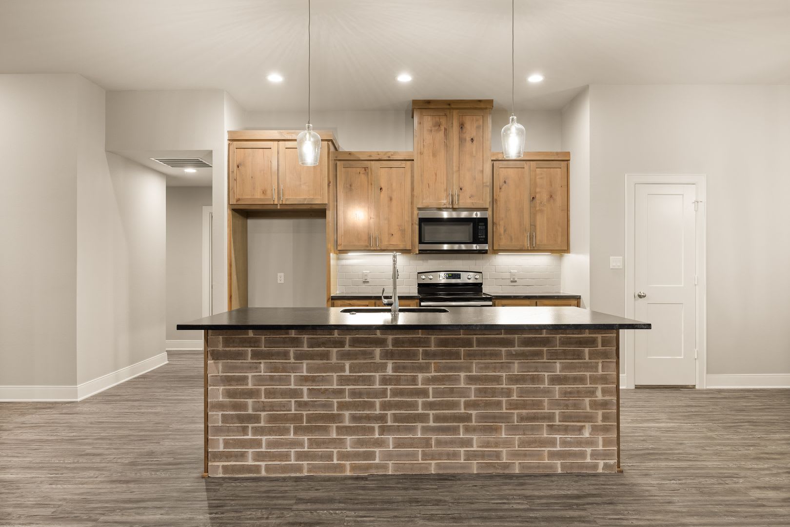 Gorgeous 4 bedroom in south Tyler – photo 4