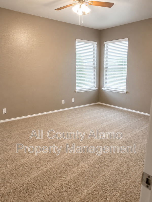 9006 Pinseeker – photo 4