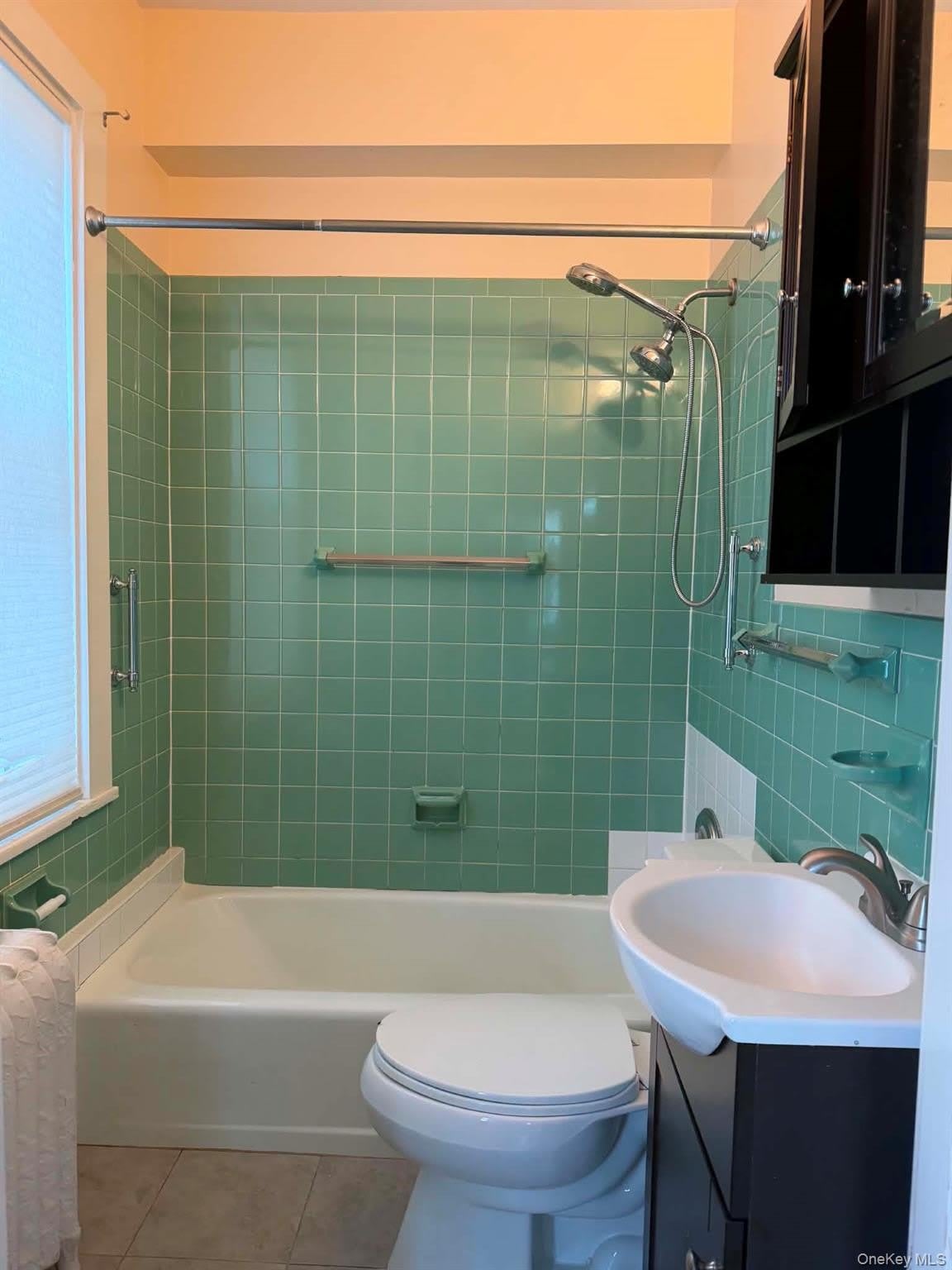 12 Parry Avenue – photo 4