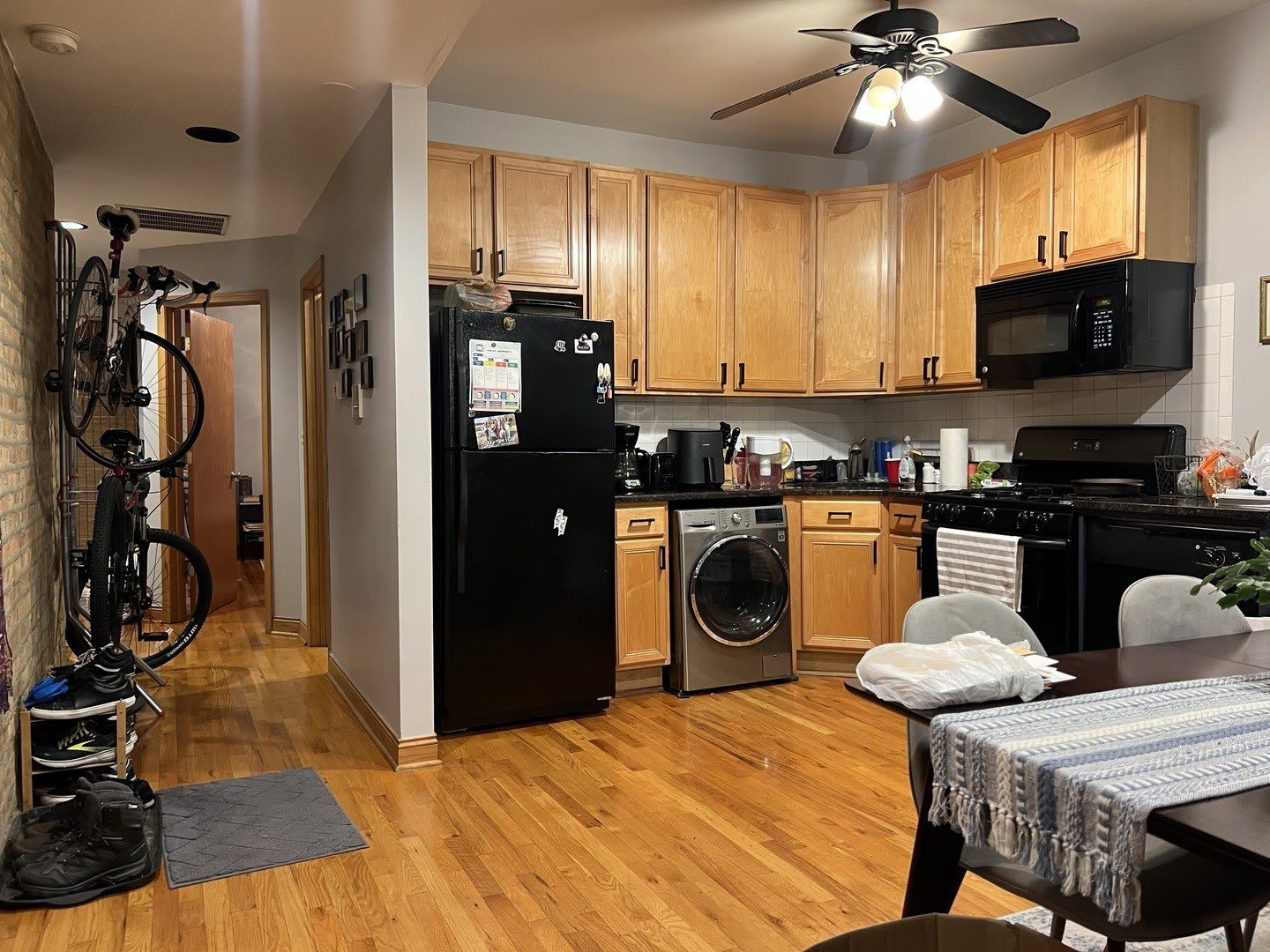 2747 W LEMOYNE Street – photo 2