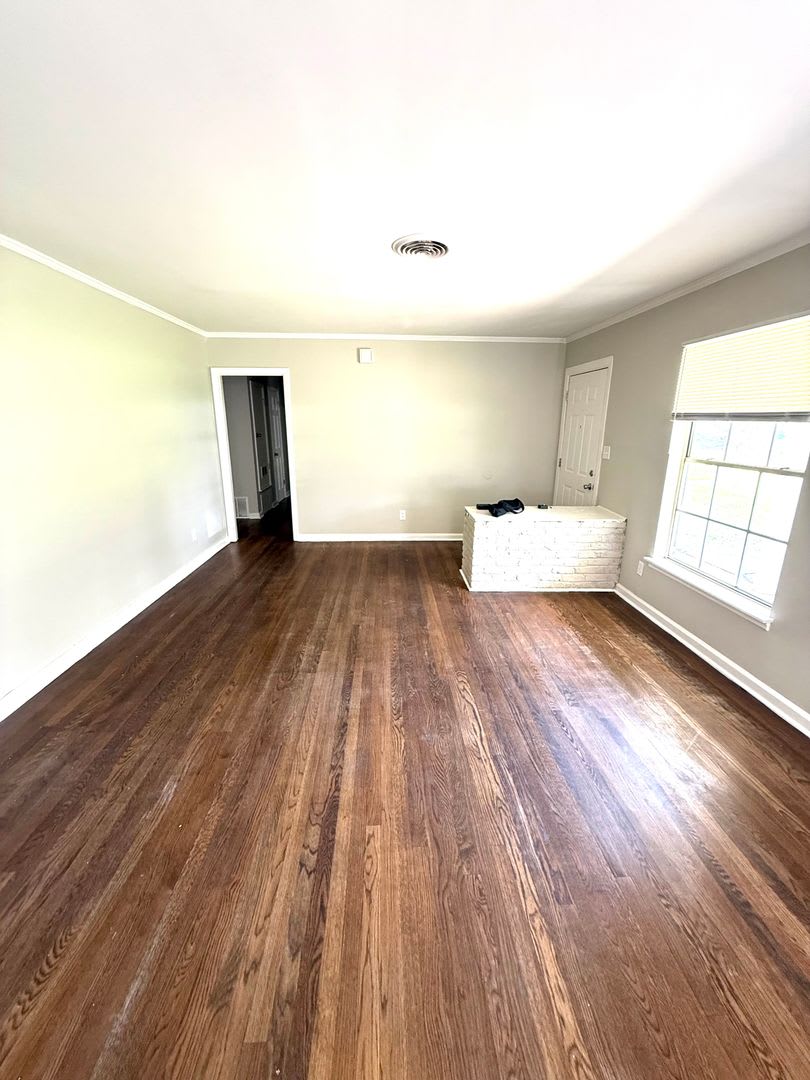 ** 3 Bed 2 Bath Located in McGehee-Allendale ** to schedule a self tour – photo 3