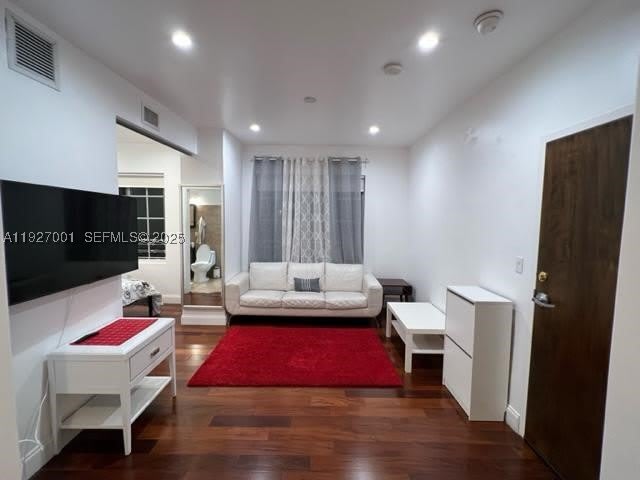 526 15 ST – photo 1