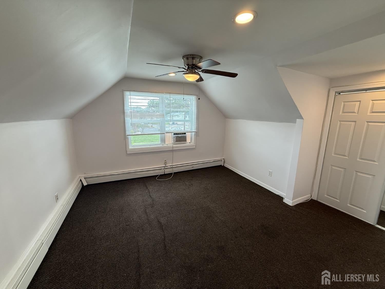 104 S Hyde Avenue – photo 4