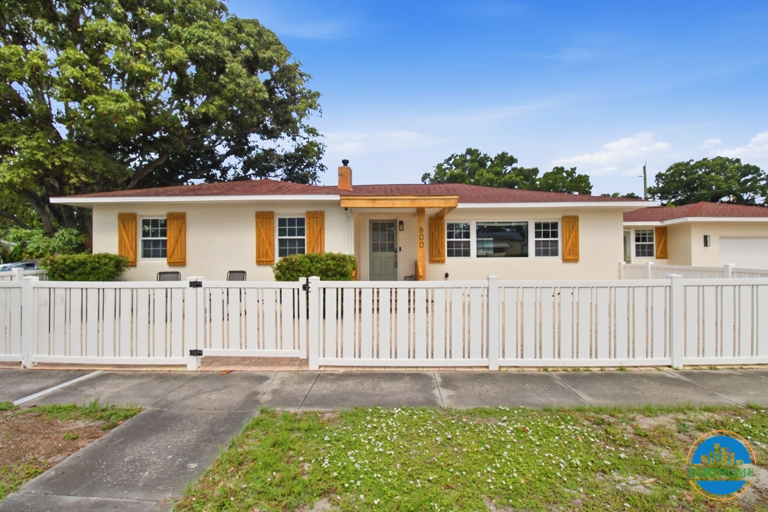 600 30th St N – photo 2