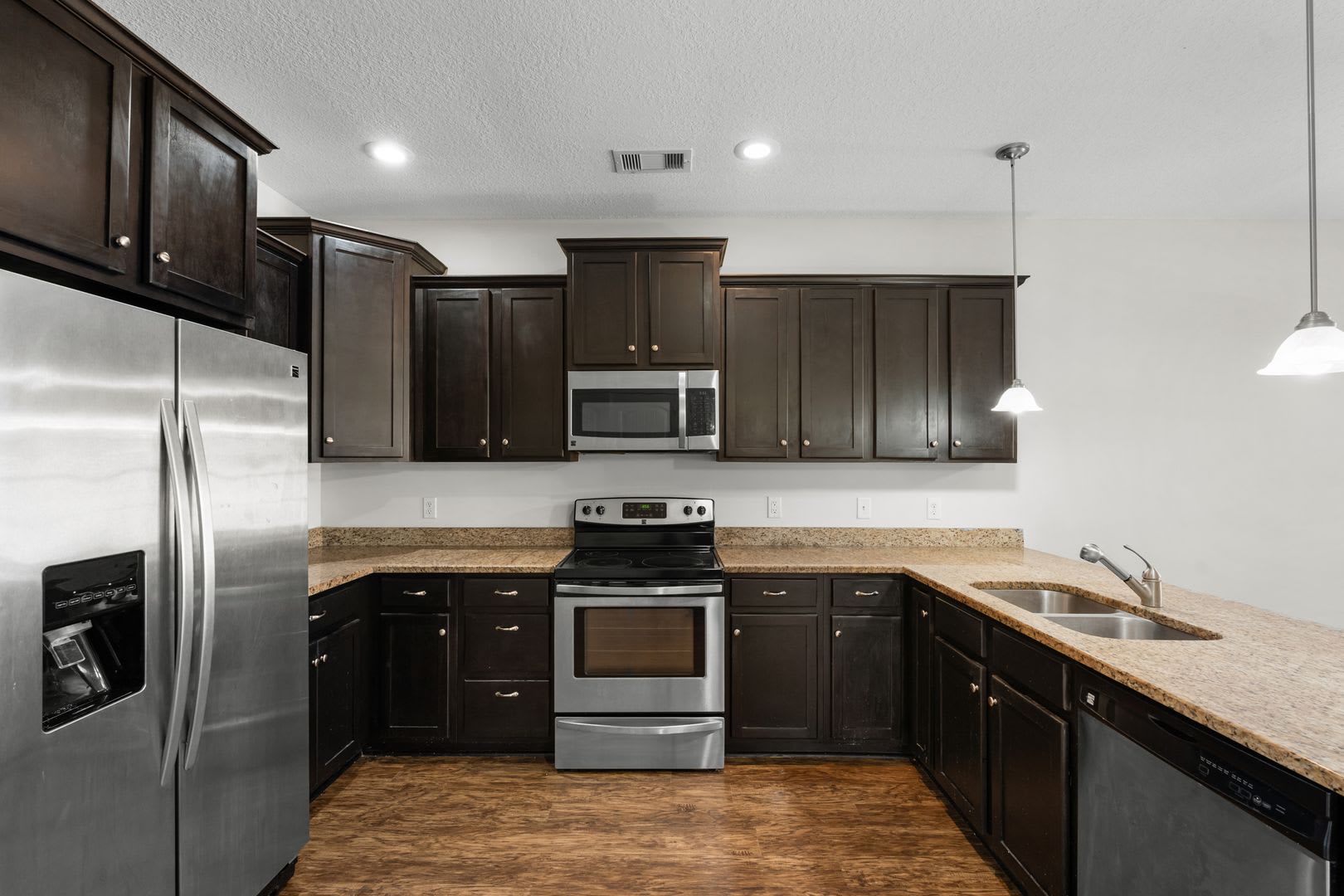 108 Ledbury Cove – photo 2