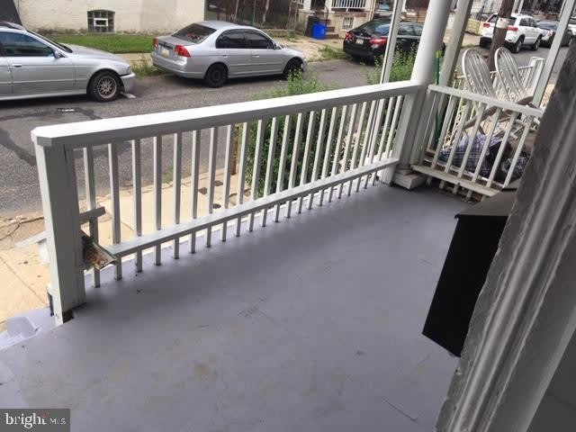 703 W ANNSBURY Street – photo 3