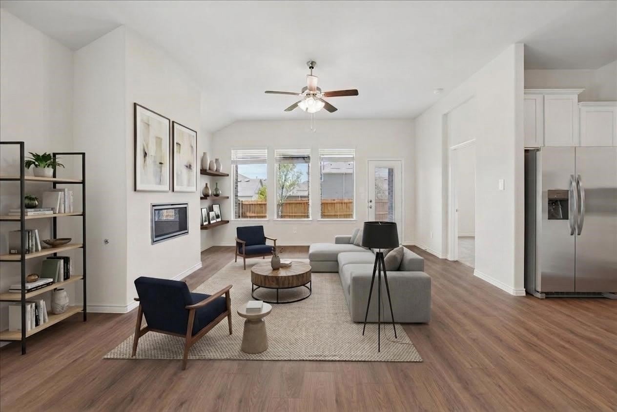2145 Hunter Lane – photo 3