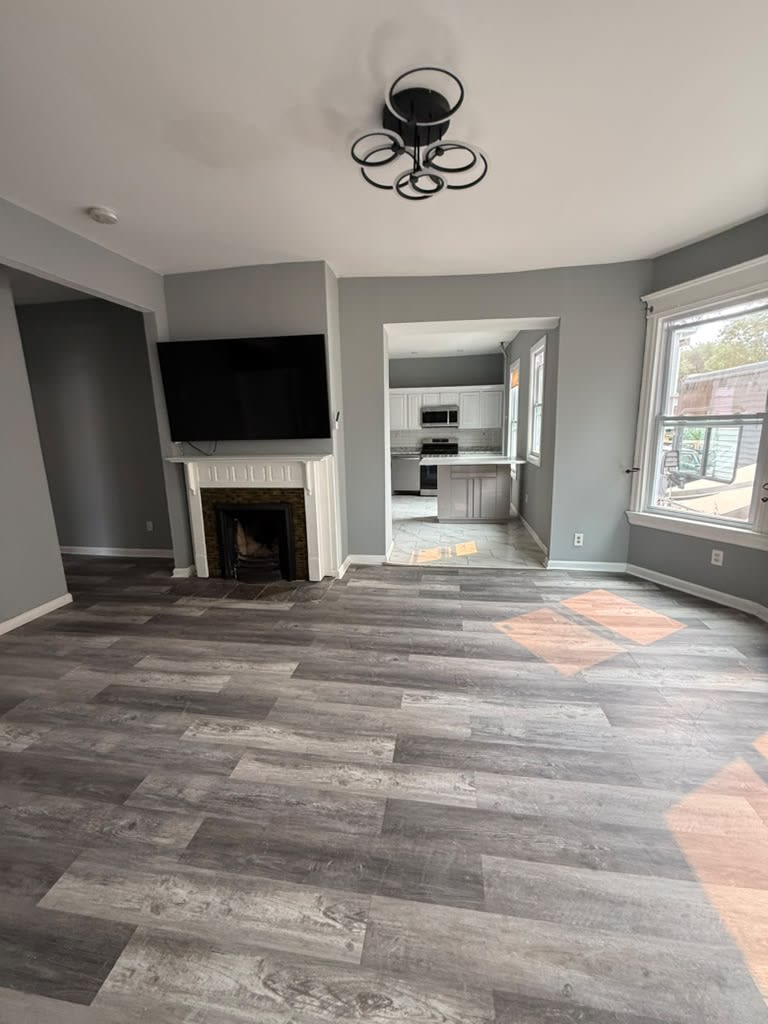 243 Park Ave – photo 1