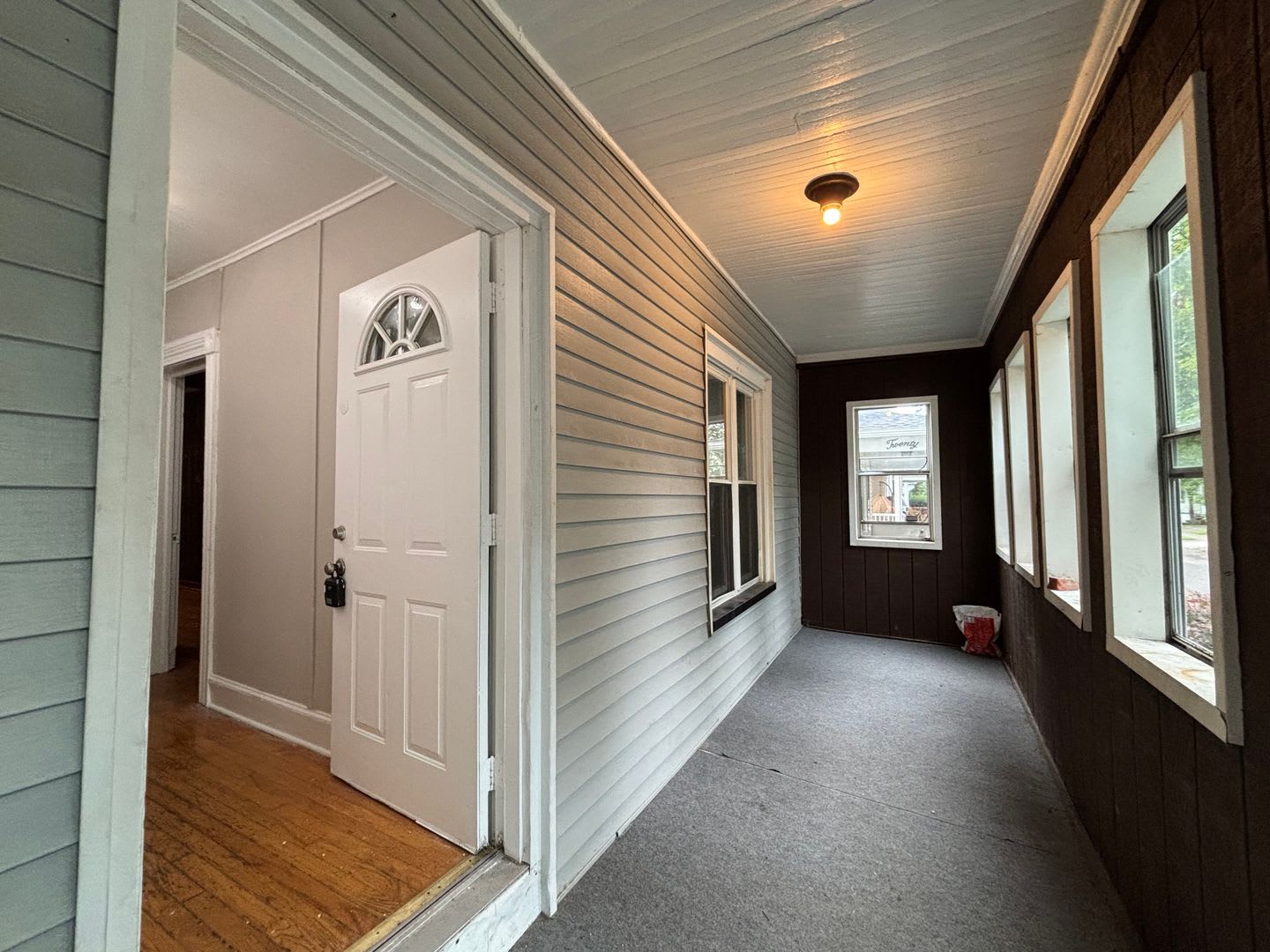 4 Bedroom 2 Bath Single Family House! – photo 3