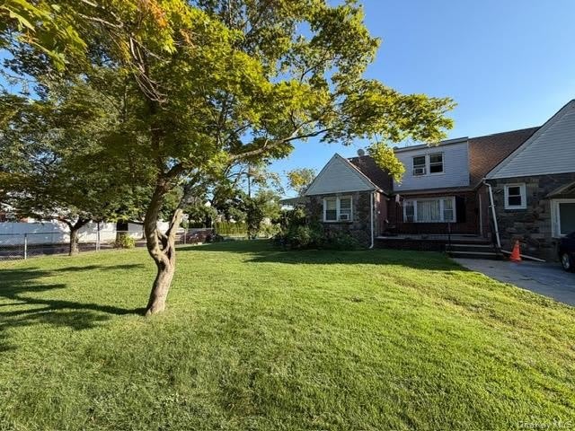 134 Stuart Avenue – photo 2