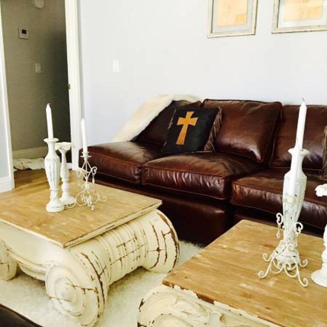 This is a great opportunity to rent a 2 bedroom at a competitive price in Tarzana. – photo 4