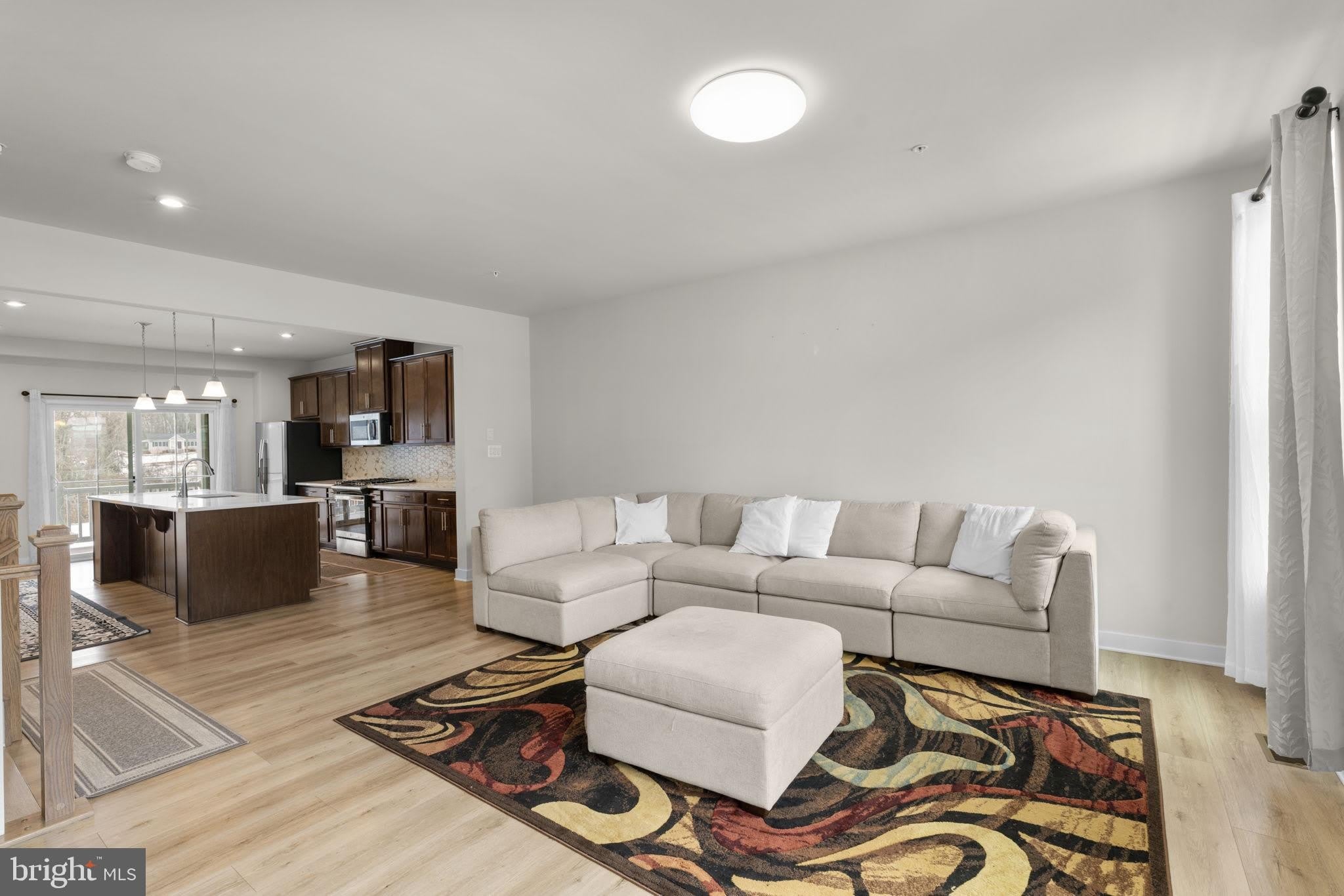 10706 LARKSWOOD Street – photo 3