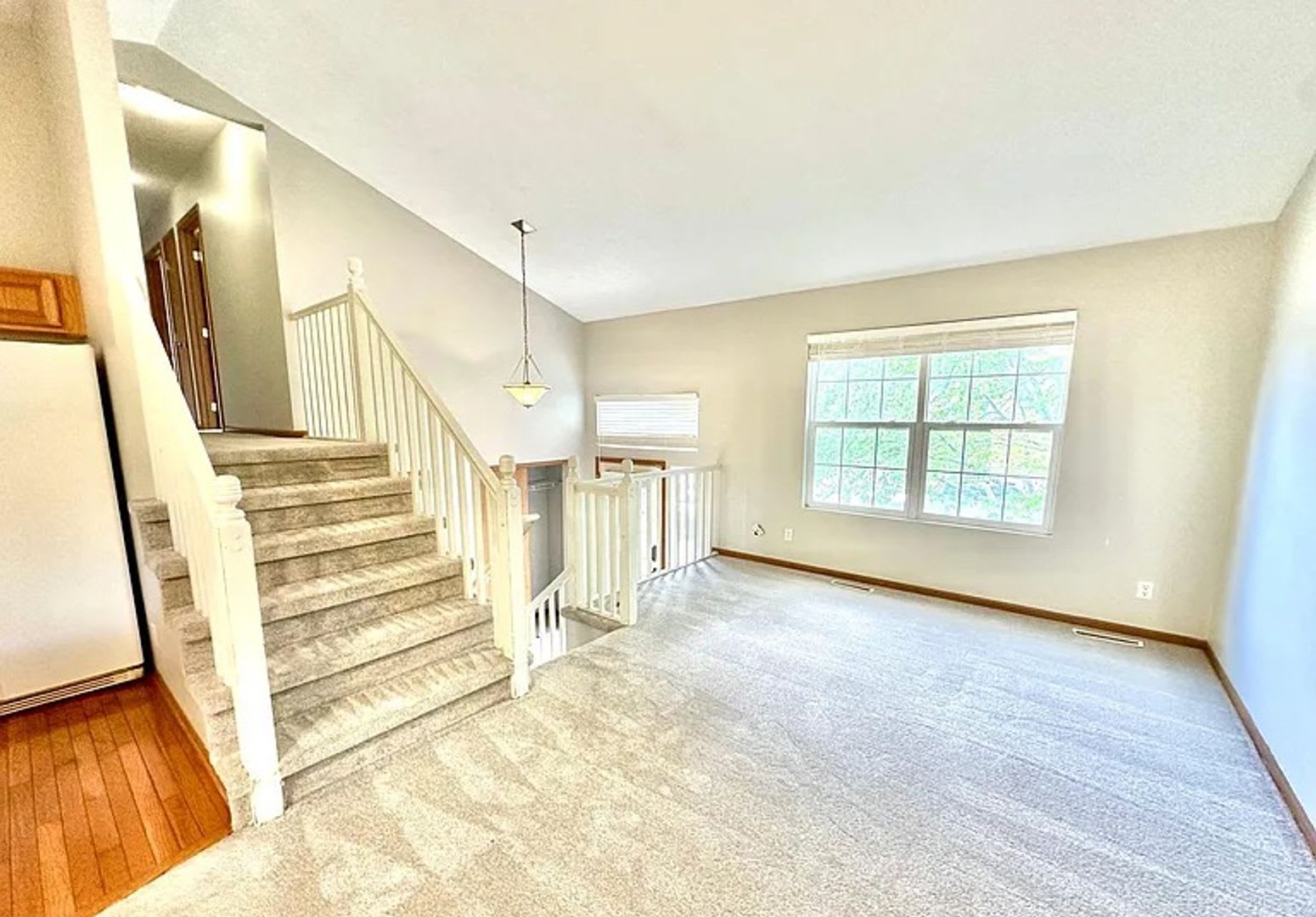 7407 S 176Th Cir 3 Bed 2 Bath In Millard School District Fenced Yard Deck 2 Car Attached Garage – photo 2