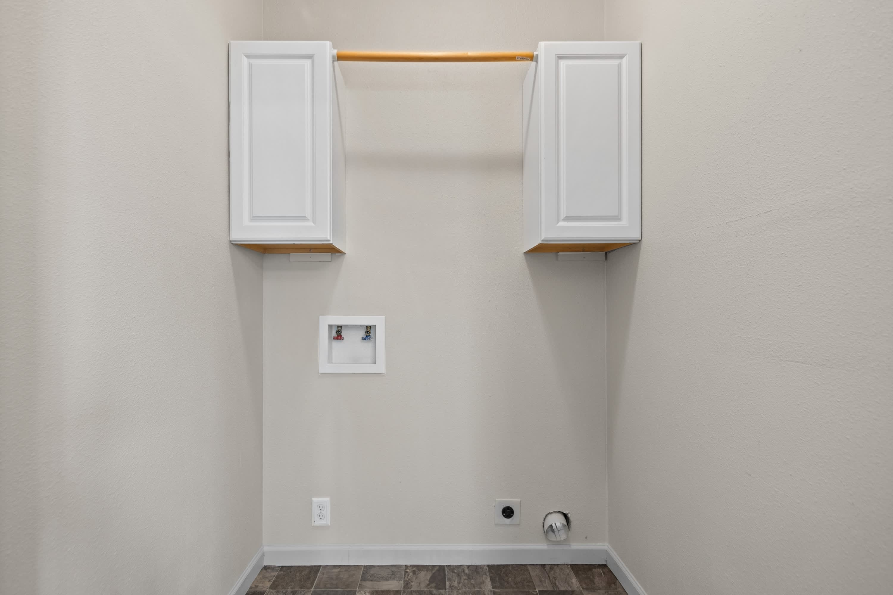 3164 East 16Th Avenue – photo 5